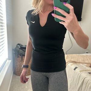 Black Fitted Cap Sleeve Workout T-Shirt